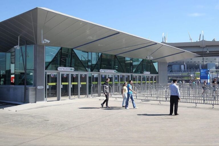 Метро Зенит